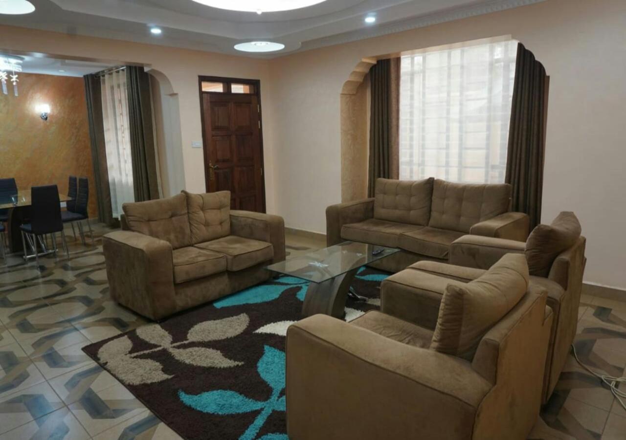 Nemadek Royal Park Apartment ไนโรบี ภายนอก รูปภาพ